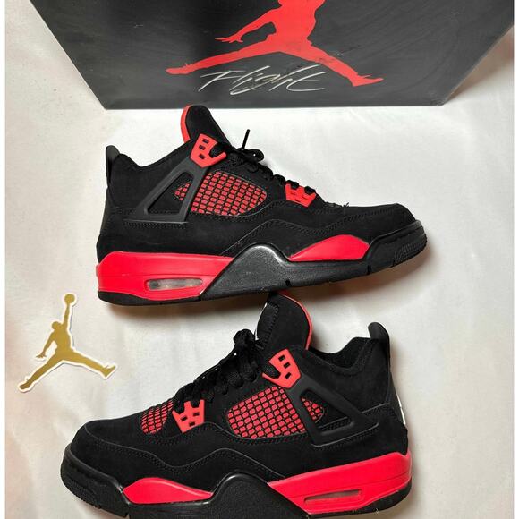 Size 7 - Nike Air Jordan 4 Retro GS Red Thunder Men's Shoes Ships Now - Picture 2 of 13